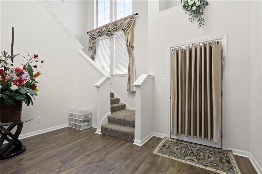 504 LAKESHORE VILLAGE Lane