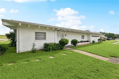 Photo of 1501 POINSETTIA Drive, Metairie, LA 70005 (MLS # 2545932)