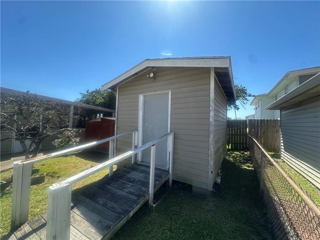230 COURVILLE Drive