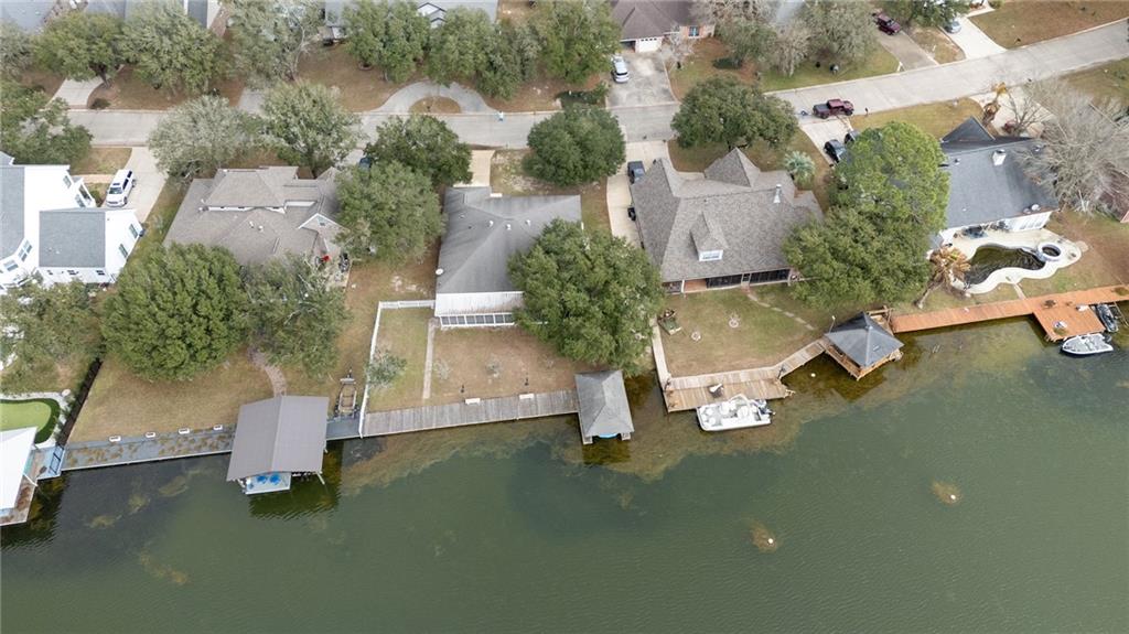 14034 S LAKESHORE Drive