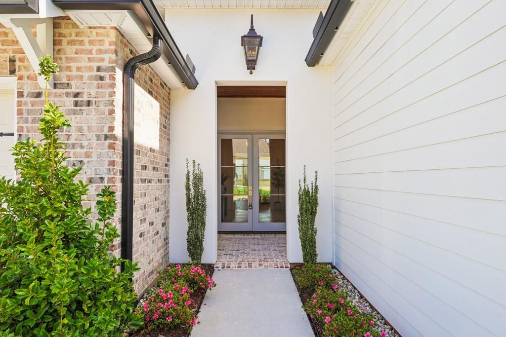 4221 CYPRESS POINT Drive