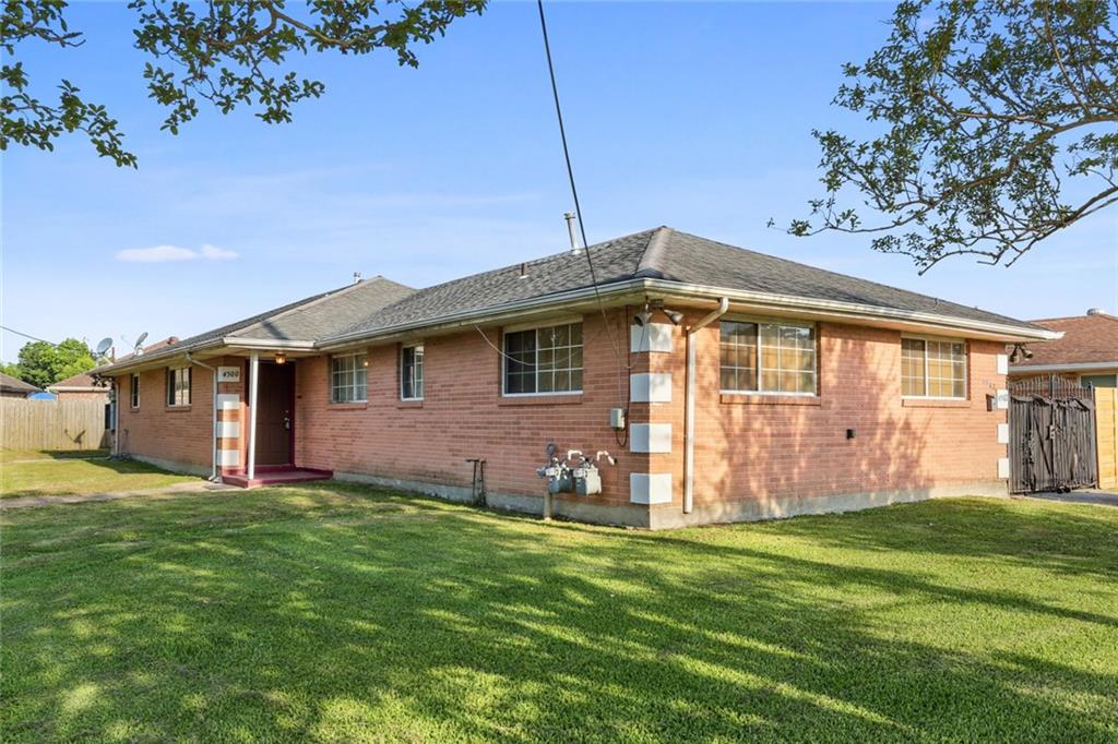 New Orleans, Louisiana 70126, United States, 5 Bedrooms Bedrooms, ,2 BathroomsBathrooms,Residential,Pending,62205