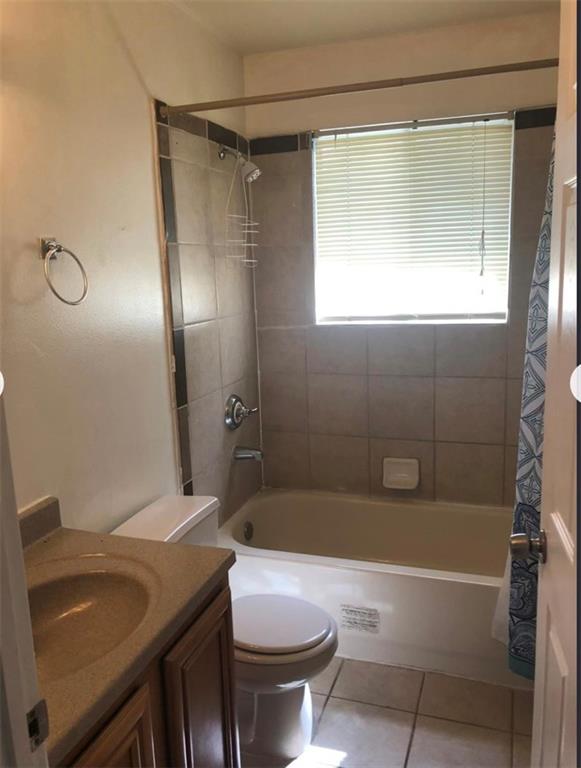 New Orleans, Louisiana 70126, United States, 5 Bedrooms Bedrooms, ,2 BathroomsBathrooms,Residential,Pending,62205