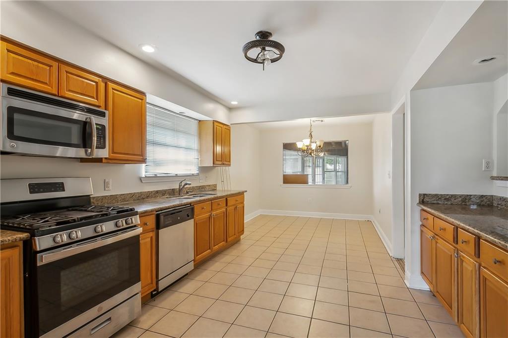 Photo 6 of 17 of 7510 ARBOR Drive house