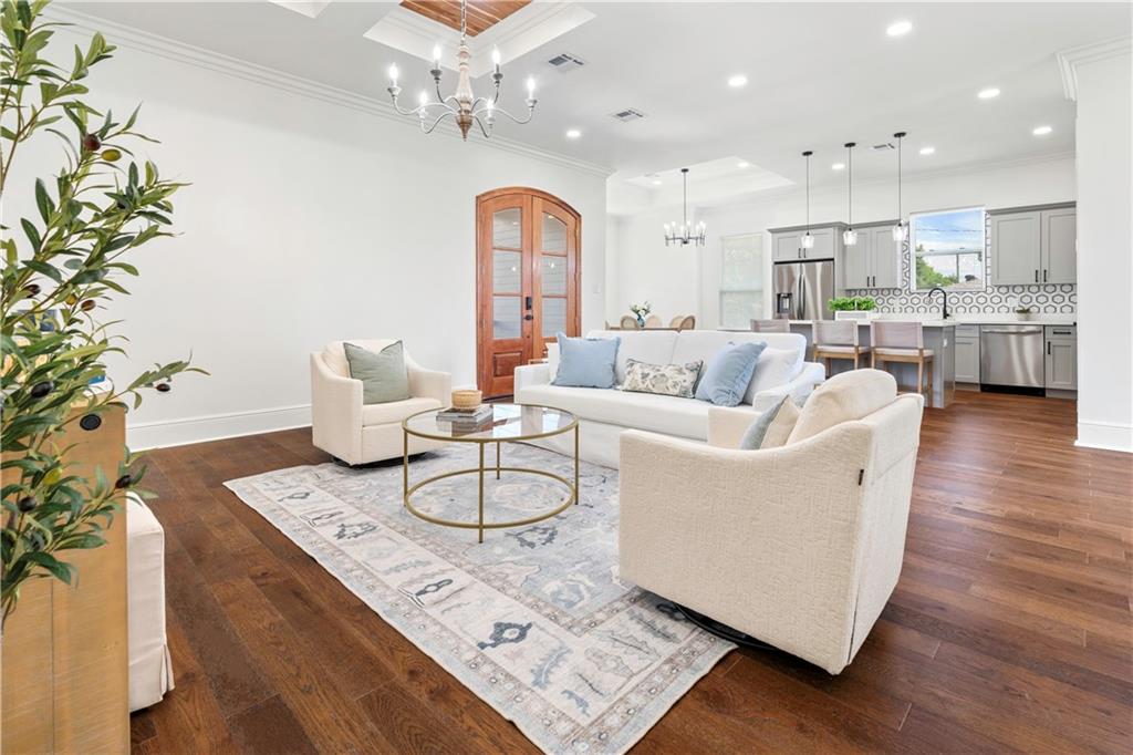 3016 PECAN Drive