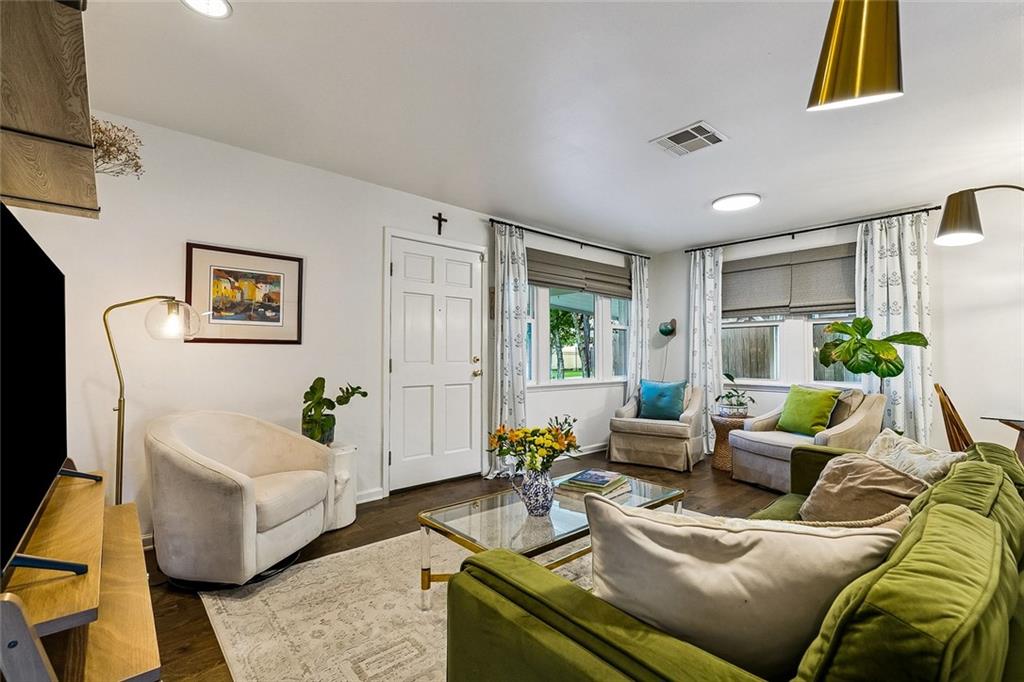 509 SHIRMAINE Lane