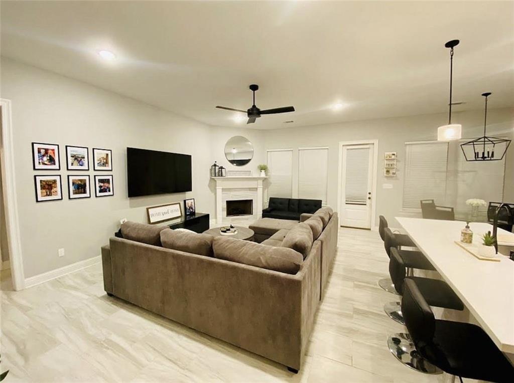 1758 MARY Drive