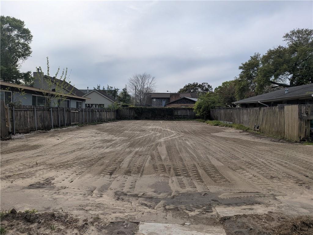 1508 POINSETTIA Drive