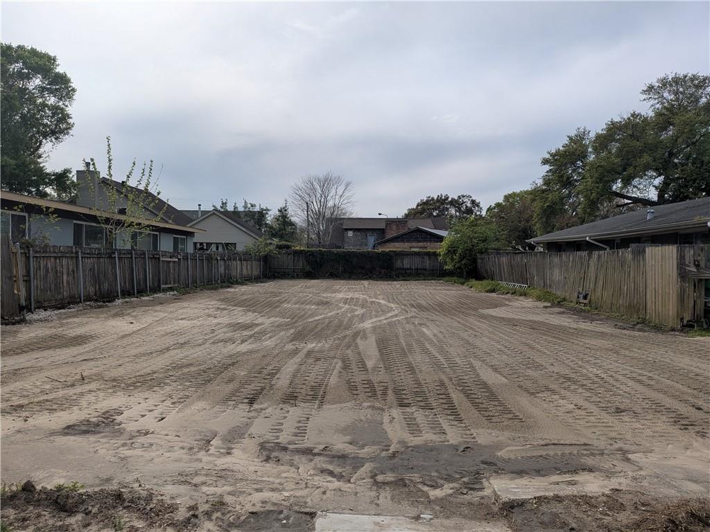 1508 POINSETTIA Drive