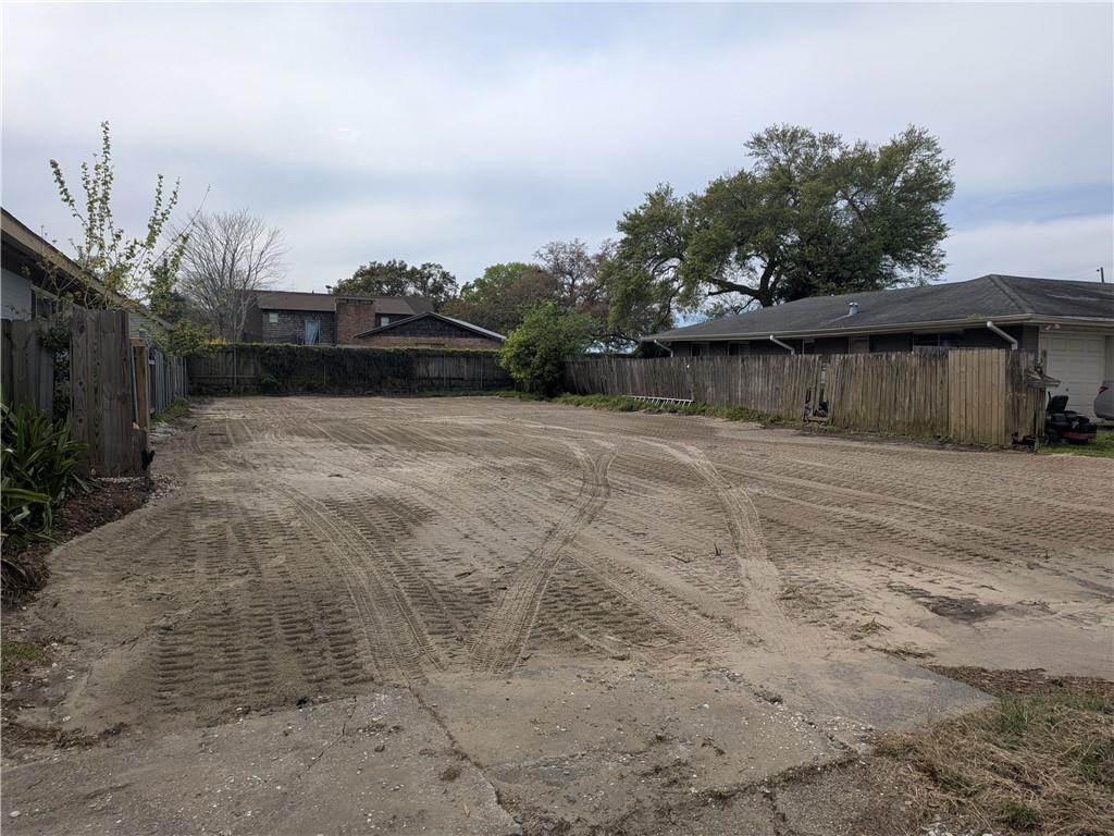 1508 POINSETTIA Drive