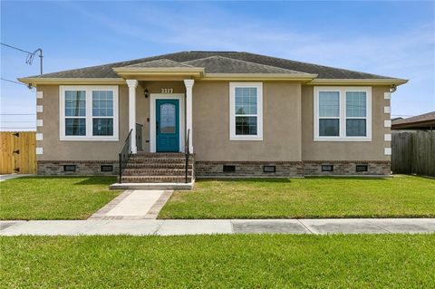 Photo of 3317 VOLPE Drive, Chalmette, LA 70043 (MLS # 2554630)