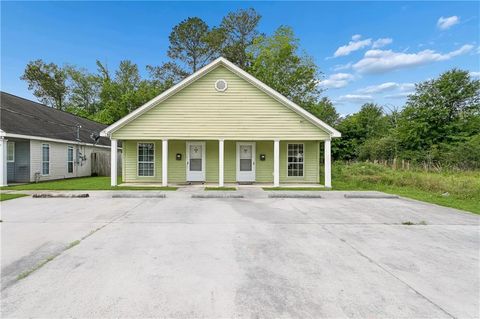 505 N HOLLY Street Hammond LA 70401