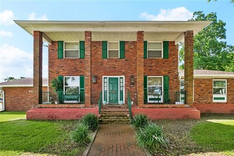 4639 BERKLEY Drive New Orleans LA 70131