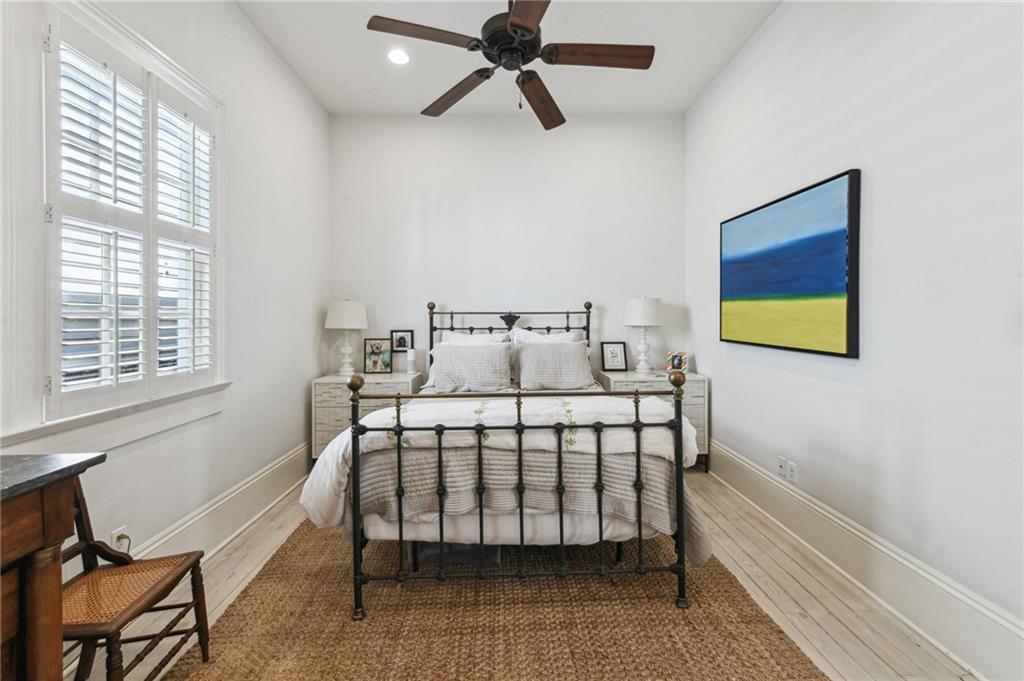 New Orleans, Louisiana 70115, United States, 3 Bedrooms Bedrooms, ,3 BathroomsBathrooms,Residential,Pending,14356