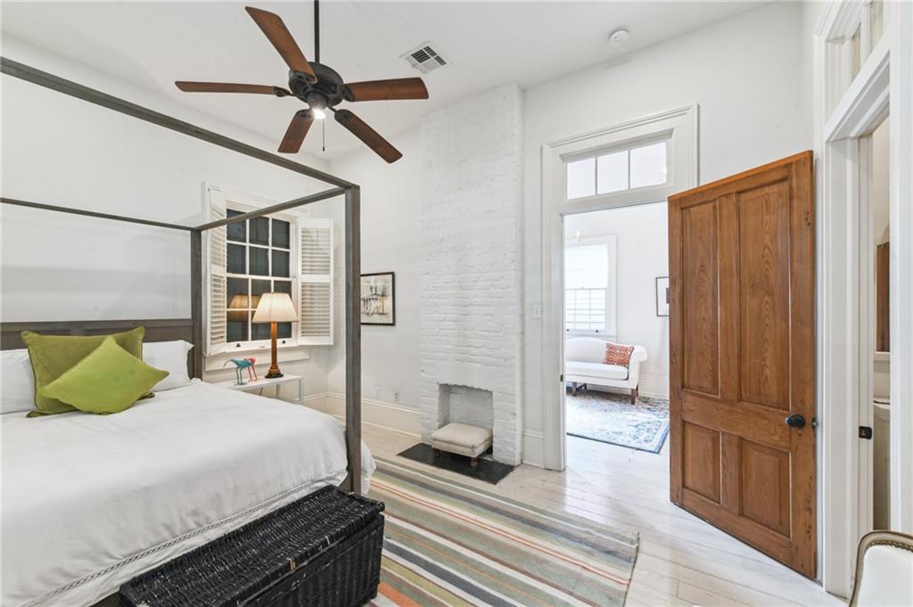 New Orleans, Louisiana 70115, United States, 3 Bedrooms Bedrooms, ,3 BathroomsBathrooms,Residential,Pending,14356