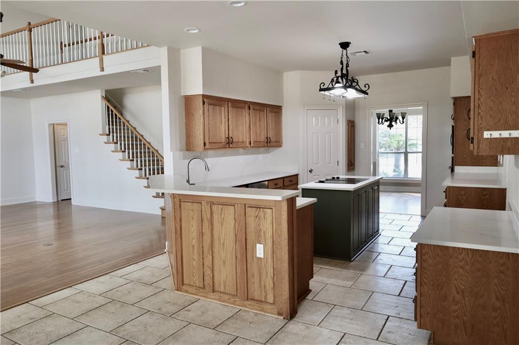 7134 MEADOWBROOK Drive