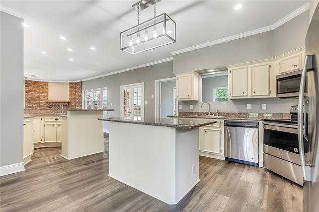 2816 OAK Drive