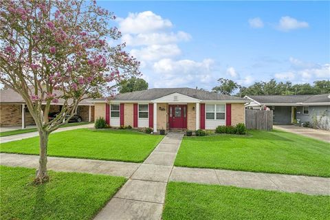 112 HIBISCUS Place River Ridge LA 70123