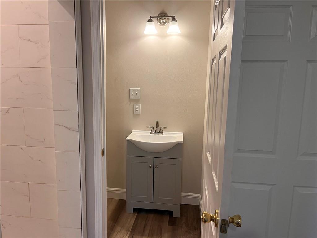 New Orleans, Louisiana 70117, United States, 2 Bedrooms Bedrooms, ,2 BathroomsBathrooms,Residential,Pending,65592