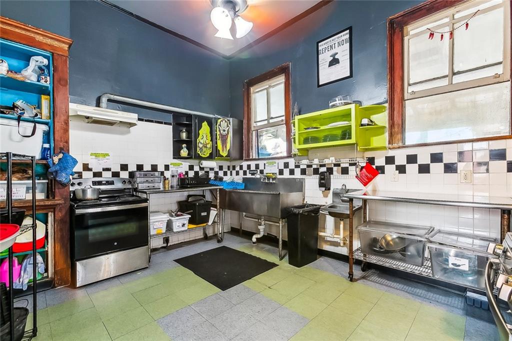 New Orleans, Louisiana 70119, United States, ,Commercial,Active,6985