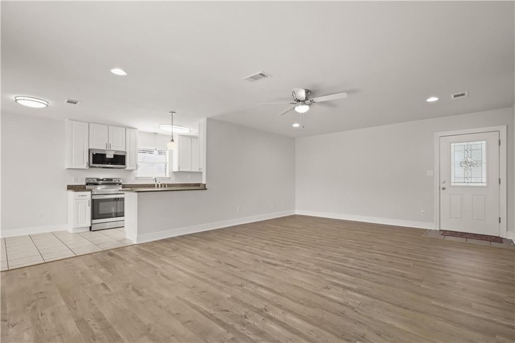 146 GREENCREST Drive