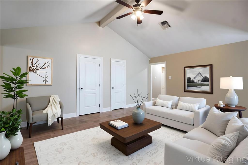 2324 WILLIAMSBURG Drive