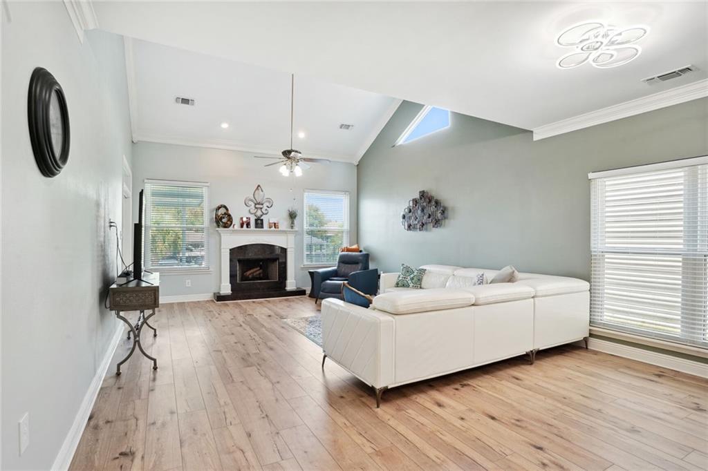 Photo 3 of 20 of 1040 MARINA Drive townhome