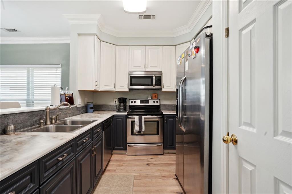 Photo 7 of 20 of 1040 MARINA Drive townhome