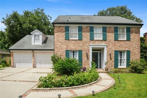 15 COLONY Road Gretna LA 70056