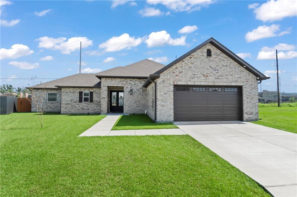 218 BELLE ORMOND Circle