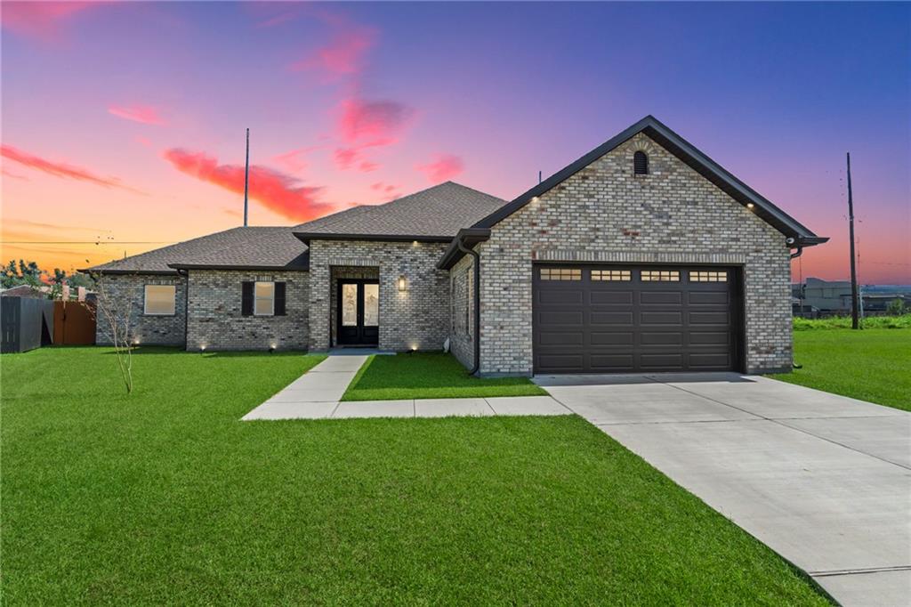 218 BELLE ORMOND Circle