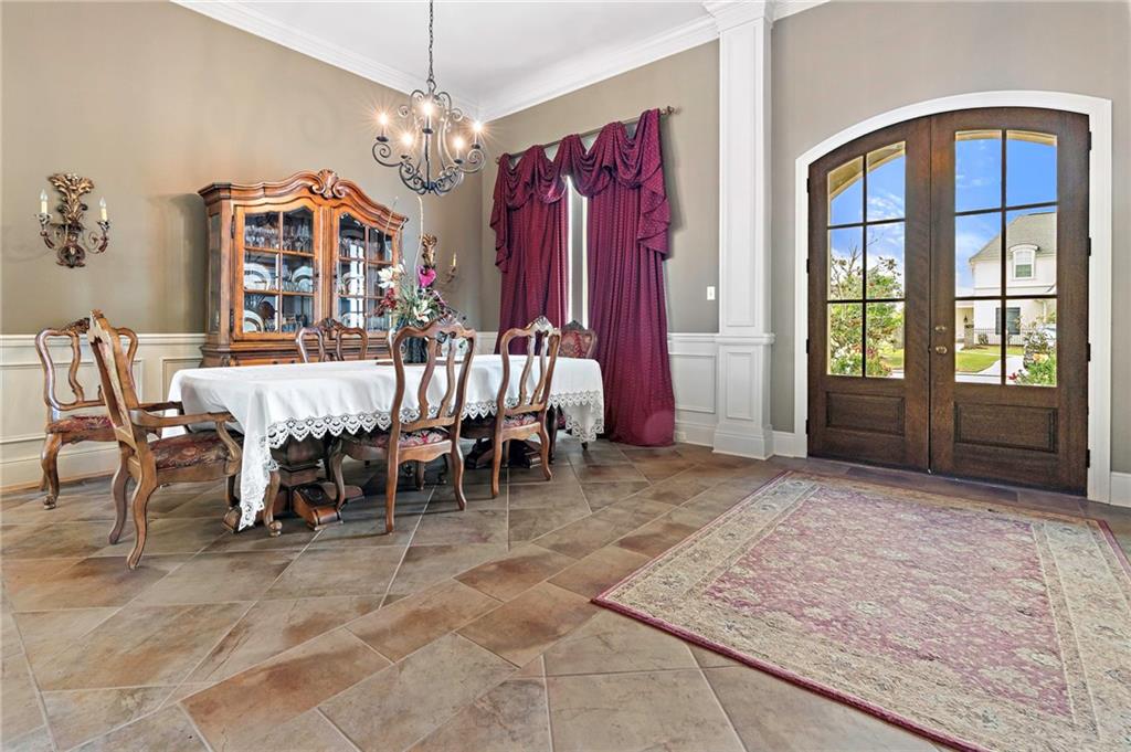 333 CYPRESS LAKES Drive