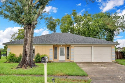 1656 HAMPTON Drive Harvey LA 70058