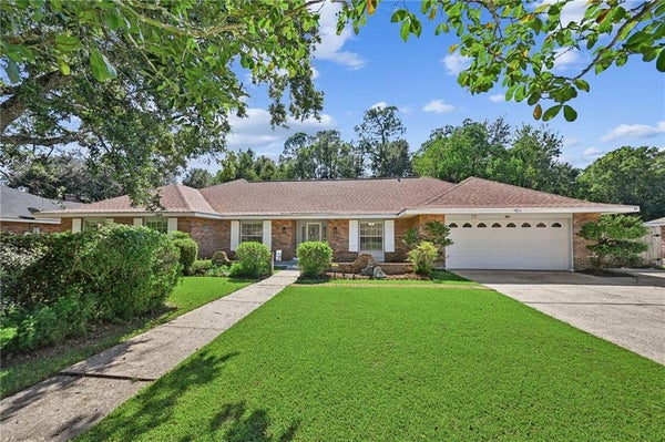 75 E PINEWOOD DR, SLIDELL, LA 70458 - Image c2f2ac8f46f22f2aedd9e56da8fde520/2318026217