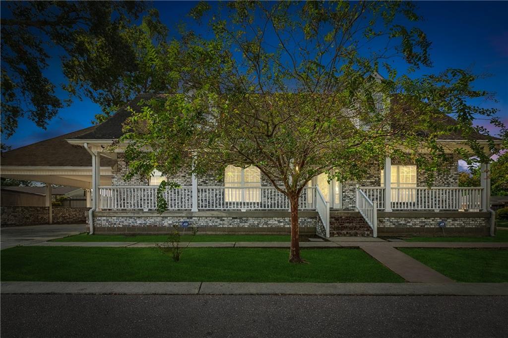 614 W JOSEPHINE Street