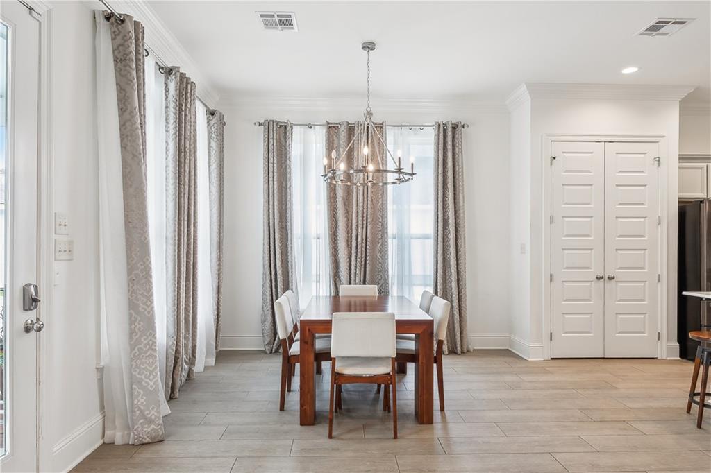 New Orleans, Louisiana 70131, United States, 4 Bedrooms Bedrooms, ,3 BathroomsBathrooms,Residential,Pending,54367