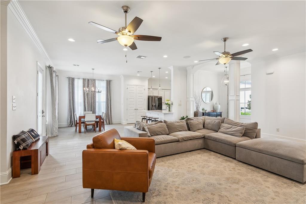 New Orleans, Louisiana 70131, United States, 4 Bedrooms Bedrooms, ,3 BathroomsBathrooms,Residential,Pending,54367