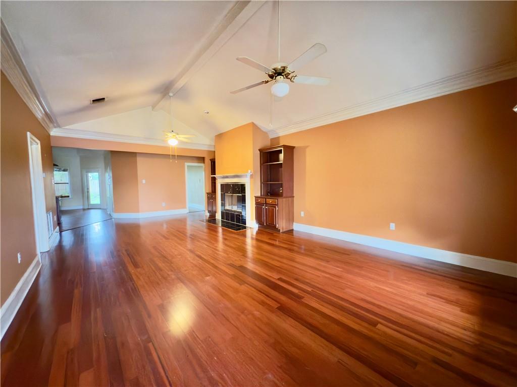3932 E BAMBOO Drive