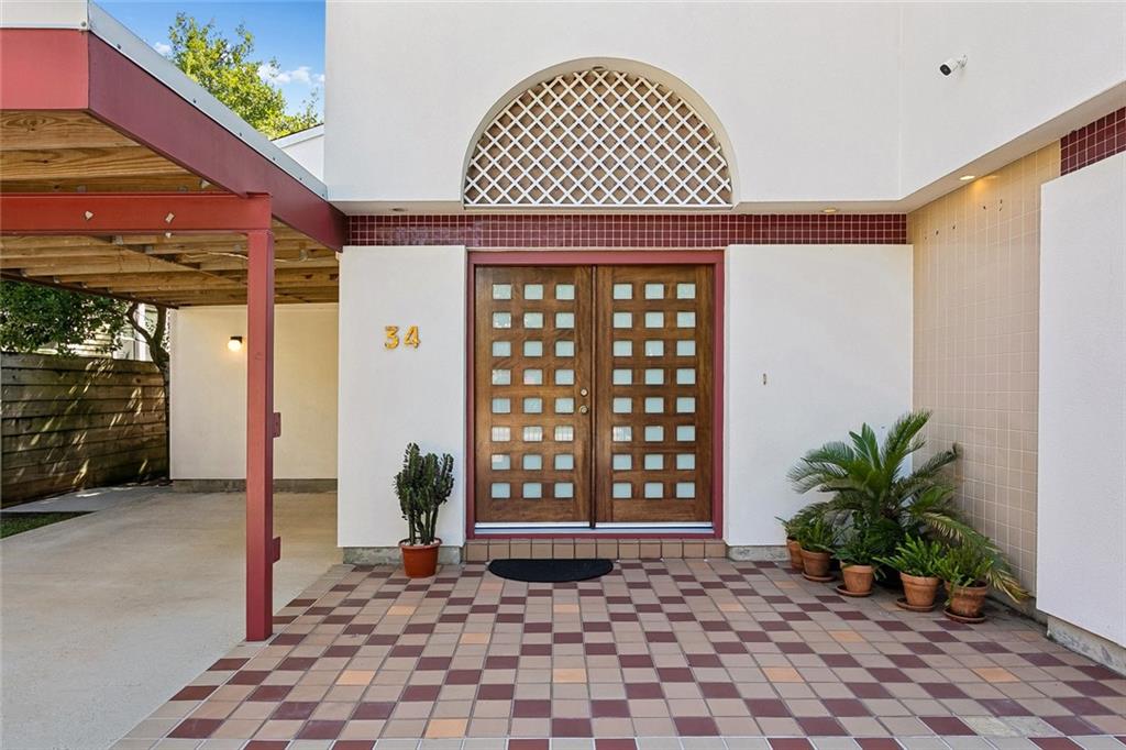 34 FONTAINEBLEAU Drive