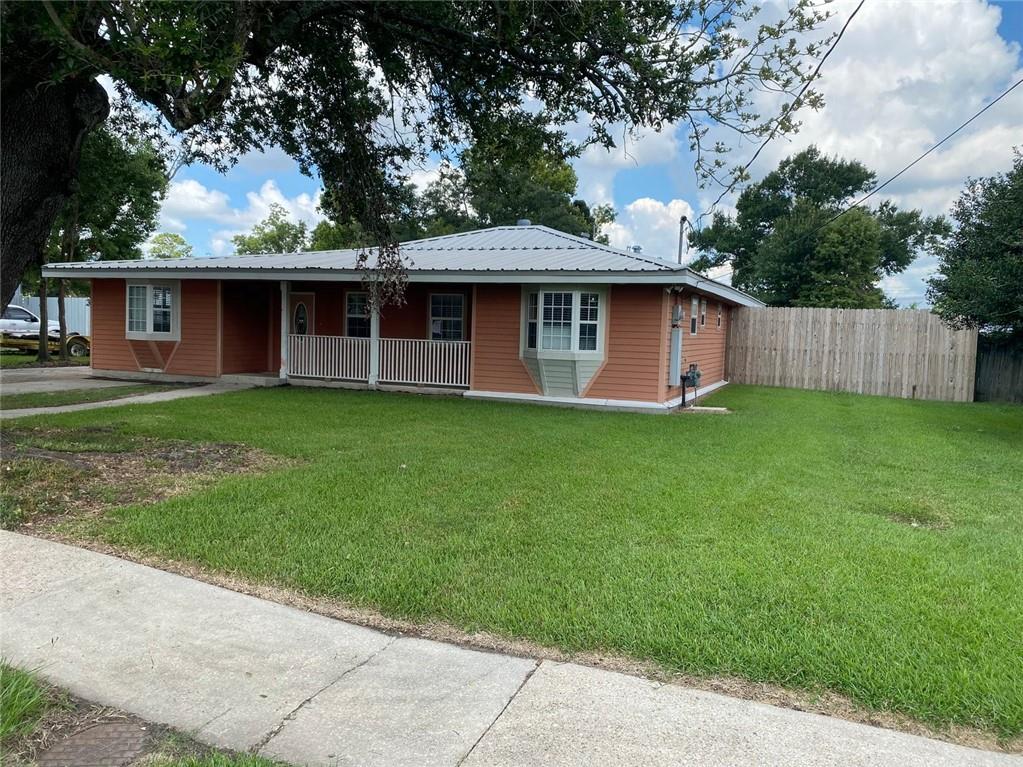 204 MARMANDIE Avenue