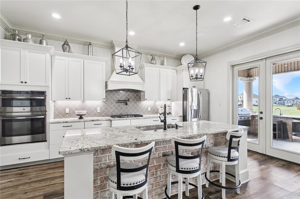 489 SAN CRISTOBAL Drive