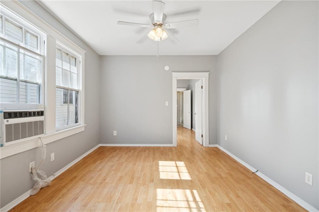 411 13 S HENNESSEY Street