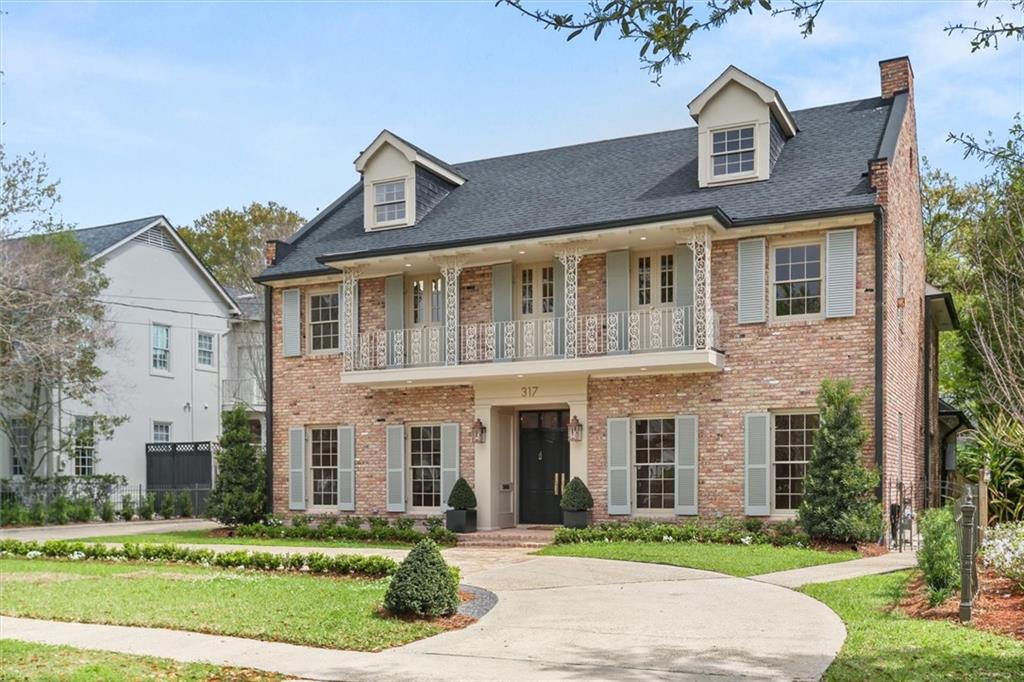 317 FRIEDRICHS Avenue