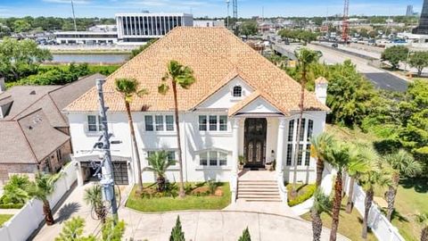 5874 BELLAIRE Drive New Orleans LA 70124
