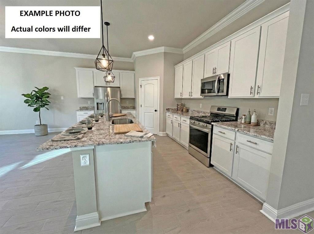 737 Northlake Drive