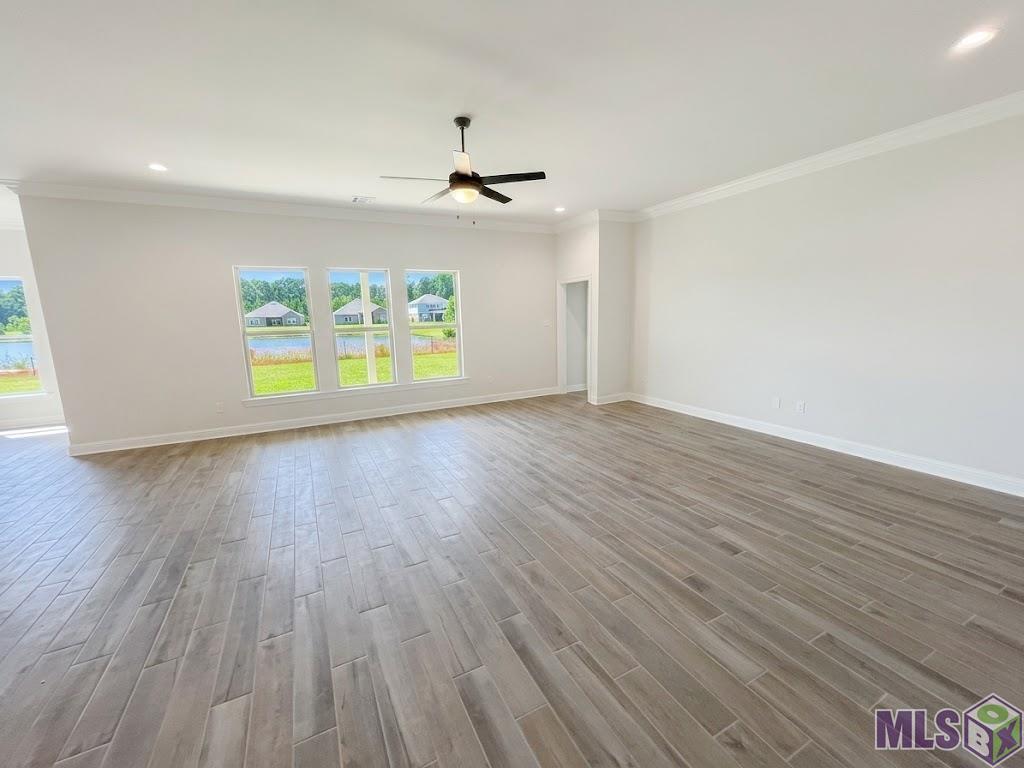 737 Northlake Drive