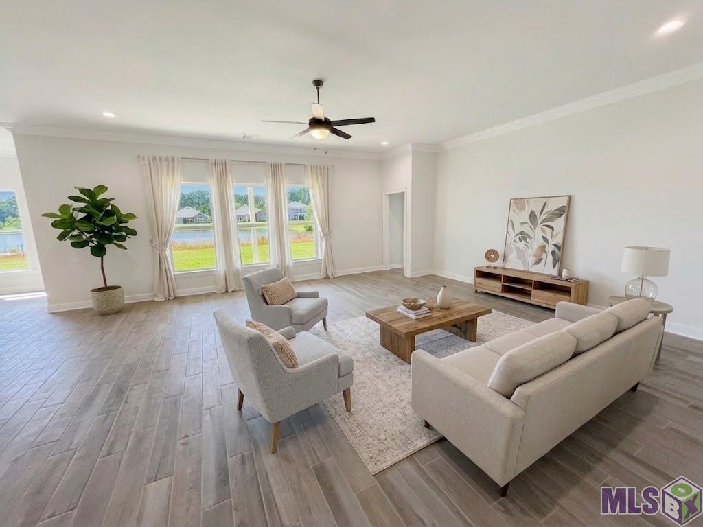 737 Northlake Drive