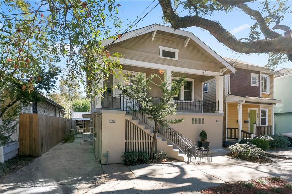 2831 33 PALMER Avenue