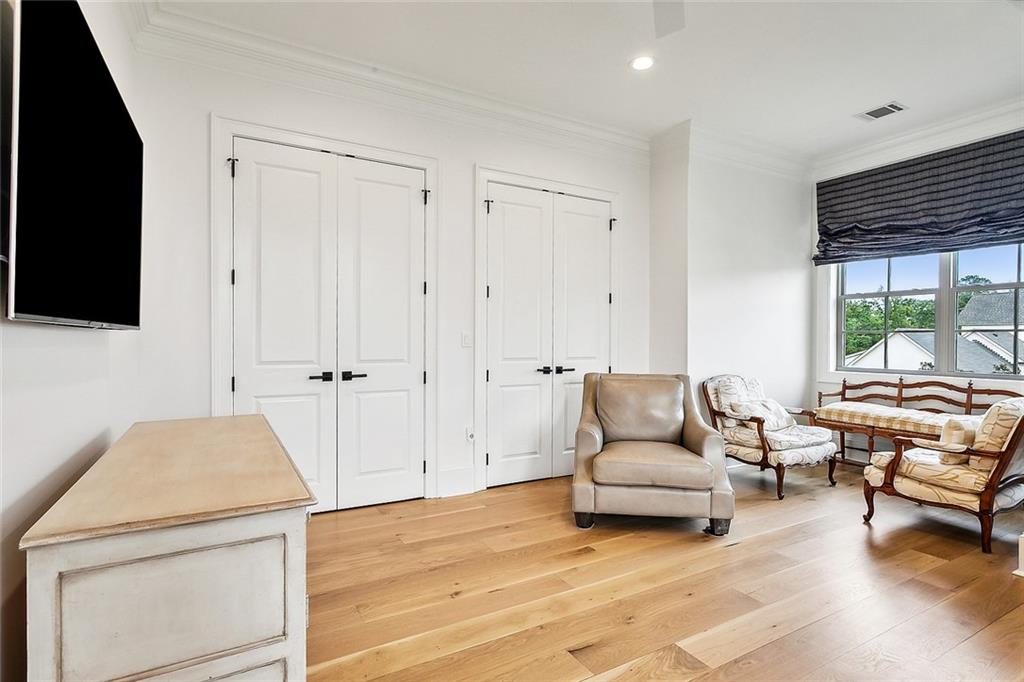 Mandeville, Louisiana 70471, United States, 5 Bedrooms Bedrooms, ,7 BathroomsBathrooms,Residential,Active,128272