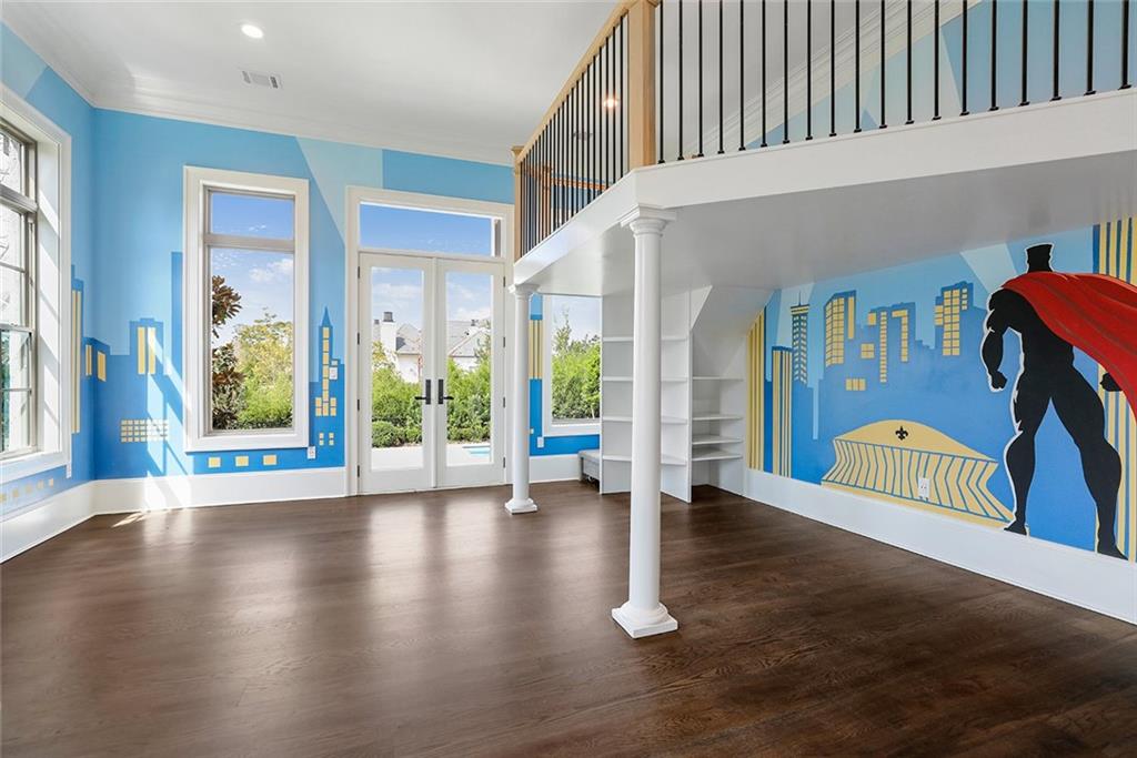 Mandeville, Louisiana 70471, United States, 5 Bedrooms Bedrooms, ,7 BathroomsBathrooms,Residential,Active,128272